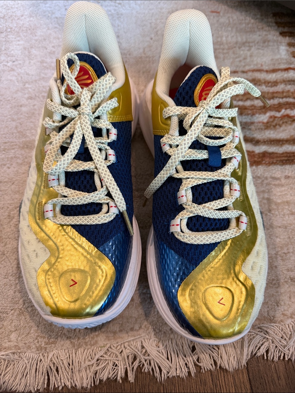 Curry Under Armour Kids Navy and Gold Sneakers with Cream Laces